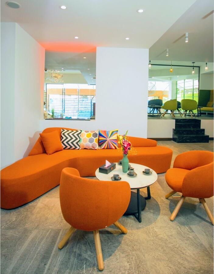Hotel Omni Residency Дакка Экстерьер фото