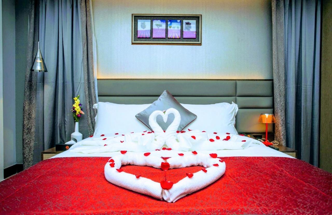 Hotel Omni Residency Дакка Экстерьер фото