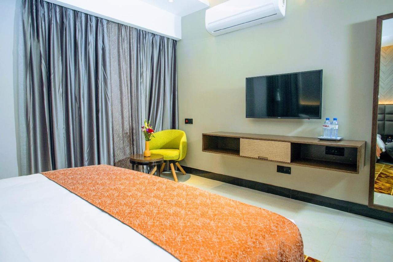 Hotel Omni Residency Дакка Экстерьер фото