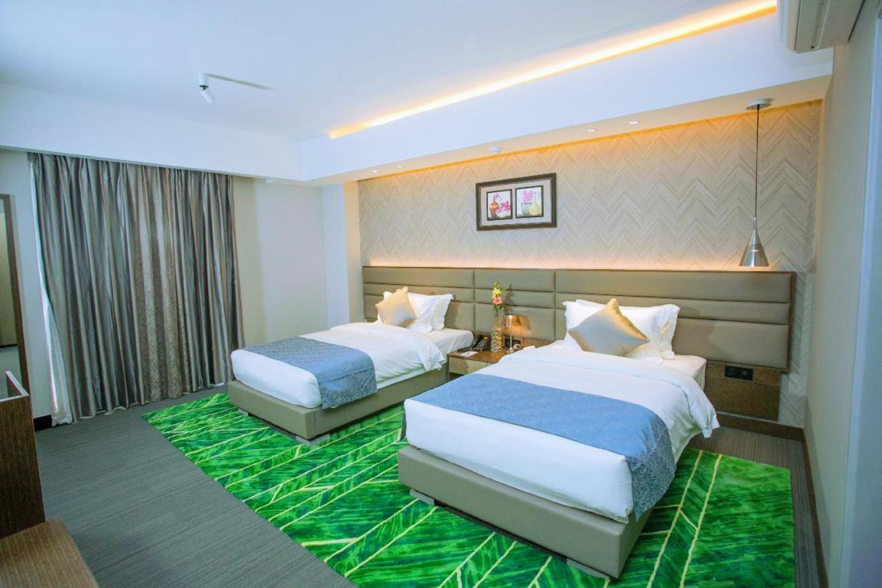 Hotel Omni Residency Дакка Экстерьер фото