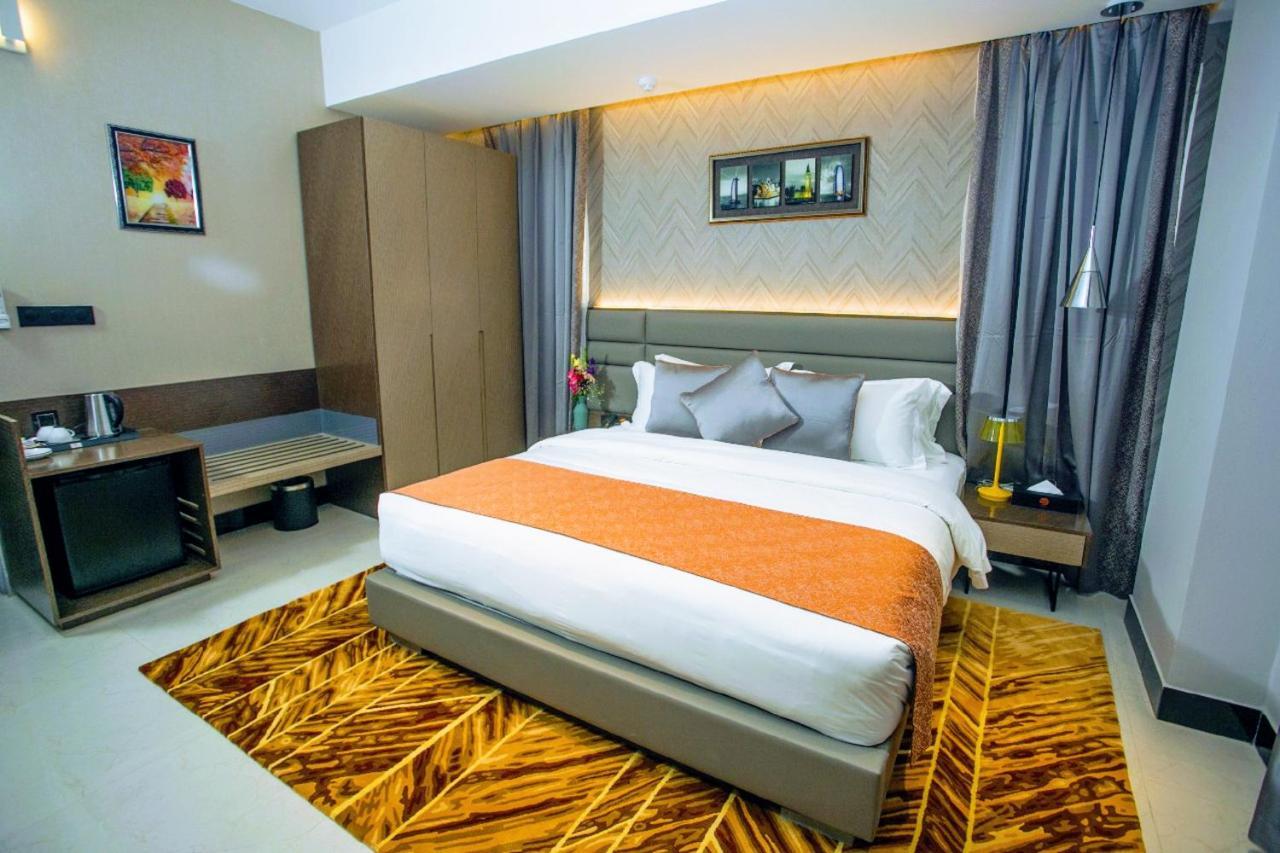 Hotel Omni Residency Дакка Экстерьер фото